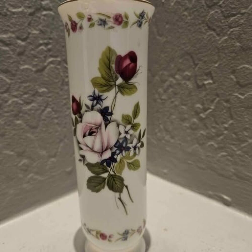 Otagiri Bud Vase Rose Banquet 7"